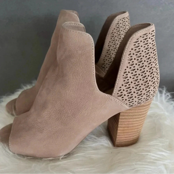 Antonio Melani Heeled Booties - Picture 1 of 5